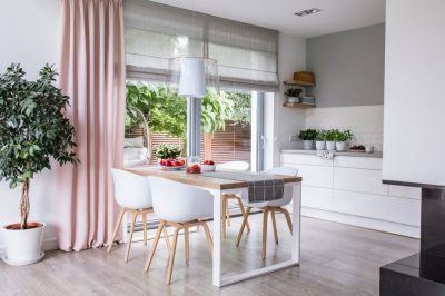 Transform the Look of the Room with Drapes Installation!